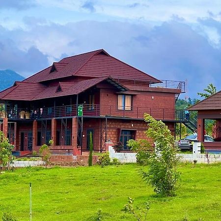 Misty Valley Resort Varagampadi Dış mekan fotoğraf